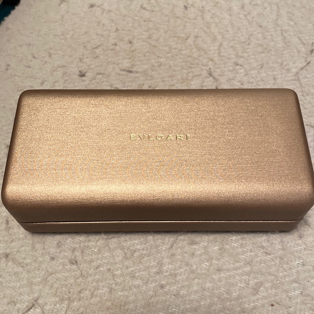 New BVLGARI gold sunglass case with satin pouch